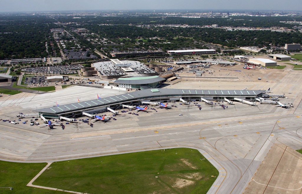 houston airports HOU